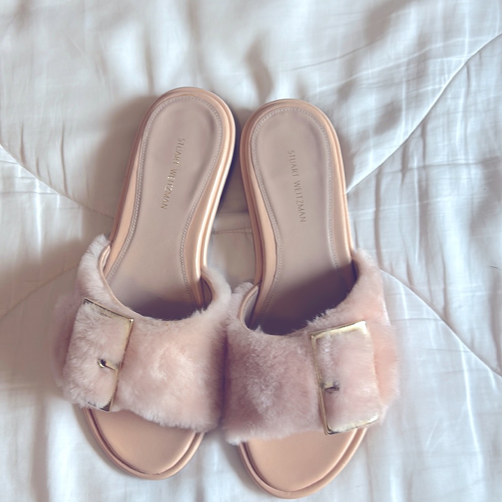 Stuart Weitzman pink shearling leather sole gold buckle slides